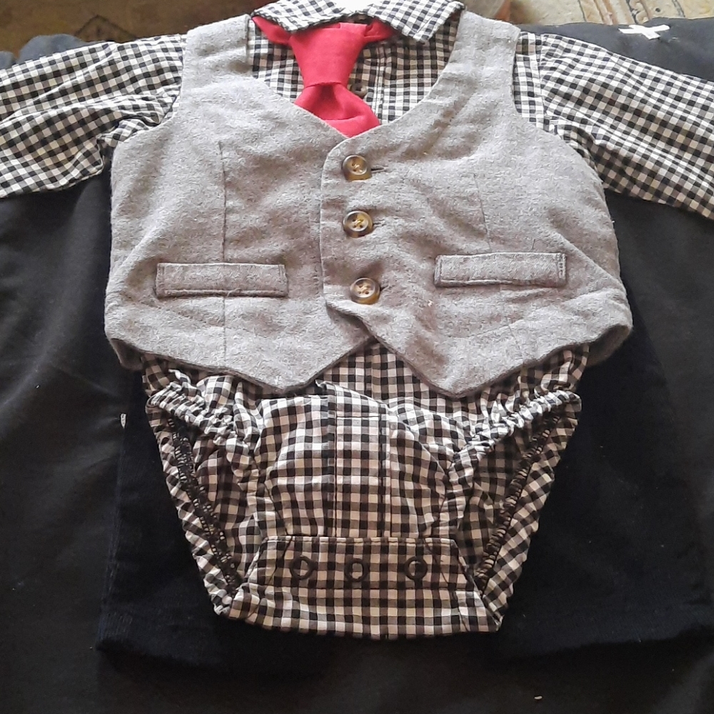 Nwt Babyboy suit